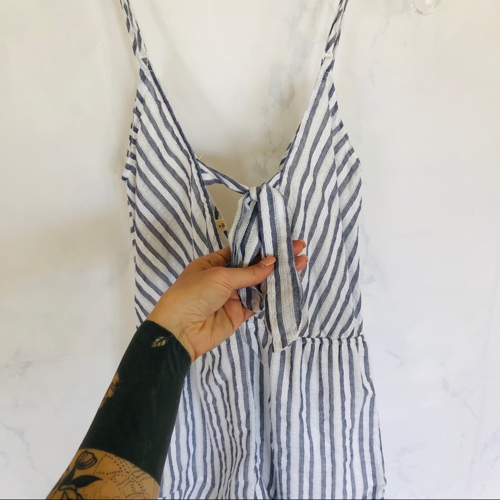 PacSun/ Ruffle Stripe Romper - Picture 4 of 5